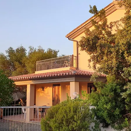 Casa Delle Bouganville * كالا غونوني